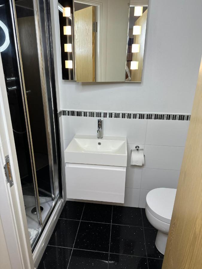 2 Bed Centre Executive *